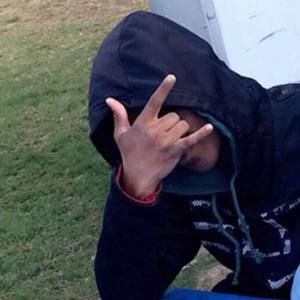 Meet your Posher, Charles